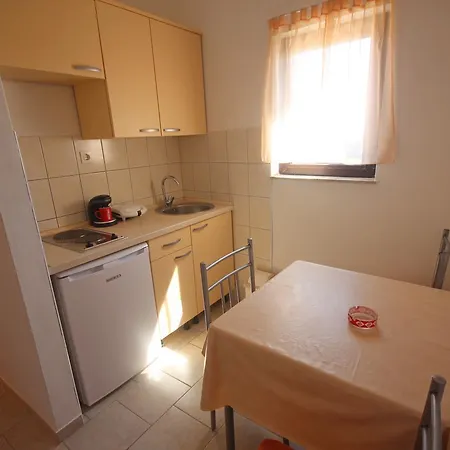 Njaco Appartamento Ražanac